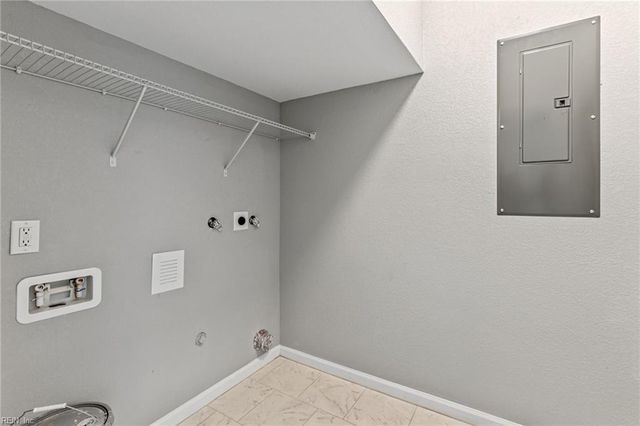 625 Spruce ST, Suffolk, VA 23434