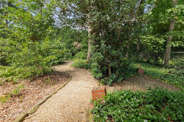 1440 Vista Leaf Drive, Decatur, GA 30033