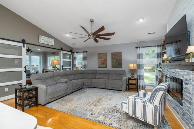 505 Oak Hill Drive, Manning, SC 29102
