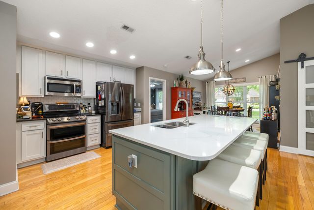 505 Oak Hill Drive, Manning, SC 29102