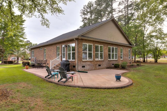505 Oak Hill Drive, Manning, SC 29102