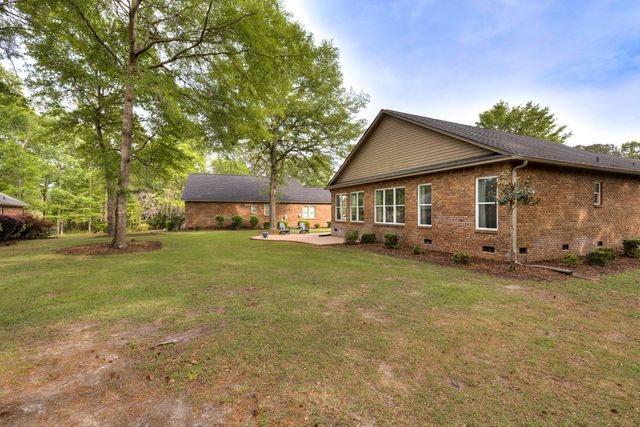 505 Oak Hill Drive, Manning, SC 29102