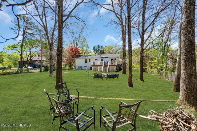 8 Peach Tree Street, Jackson, NJ 08527