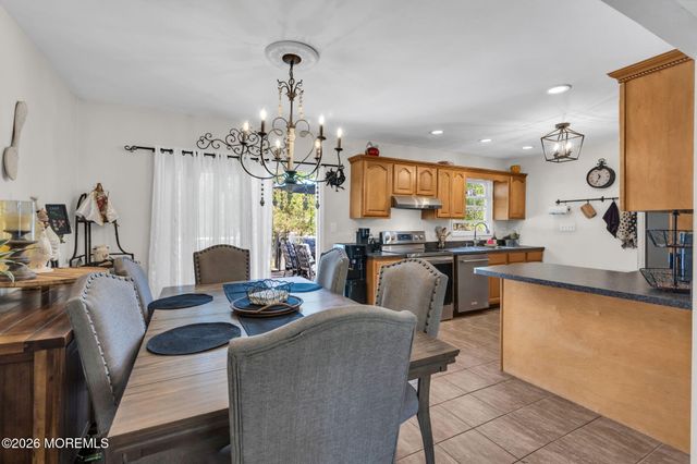 8 Peach Tree Street, Jackson, NJ 08527