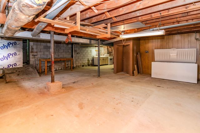 407 Clintonville Road, Paris, KY 40361