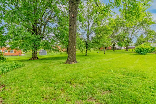 407 Clintonville Road, Paris, KY 40361