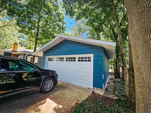 58 Salem Street, Hillsdale, MI 49242