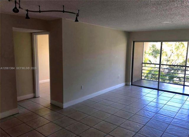 4235 N University Drive 306, Sunrise, FL 33351
