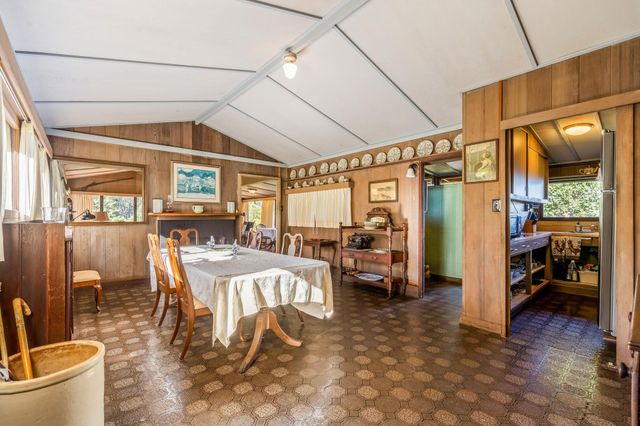 2640 Olinda Rd, Makawao, HI 96768