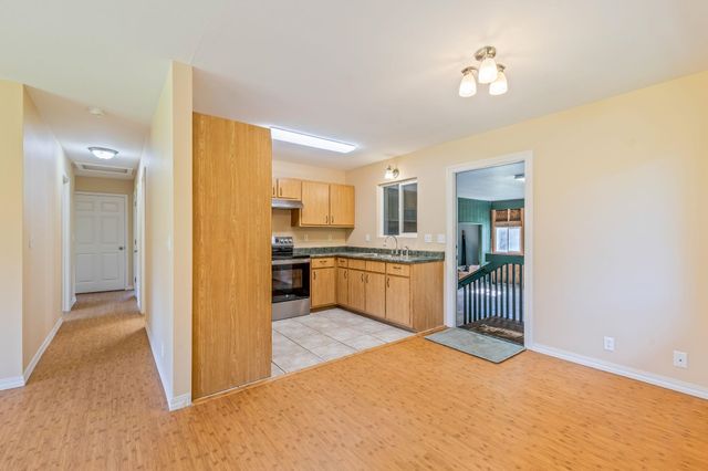 2640 Olinda Rd, Makawao, HI 96768