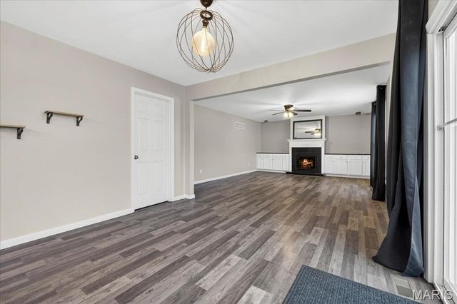 513 Meadow Glen Court, House Springs, MO 63051