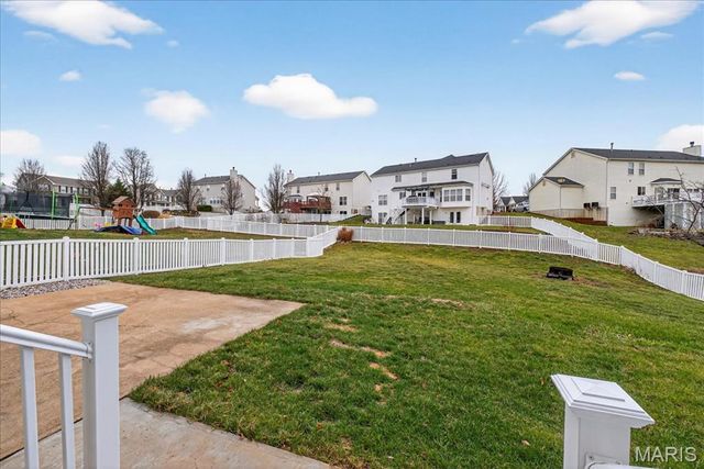 513 Meadow Glen Court, House Springs, MO 63051