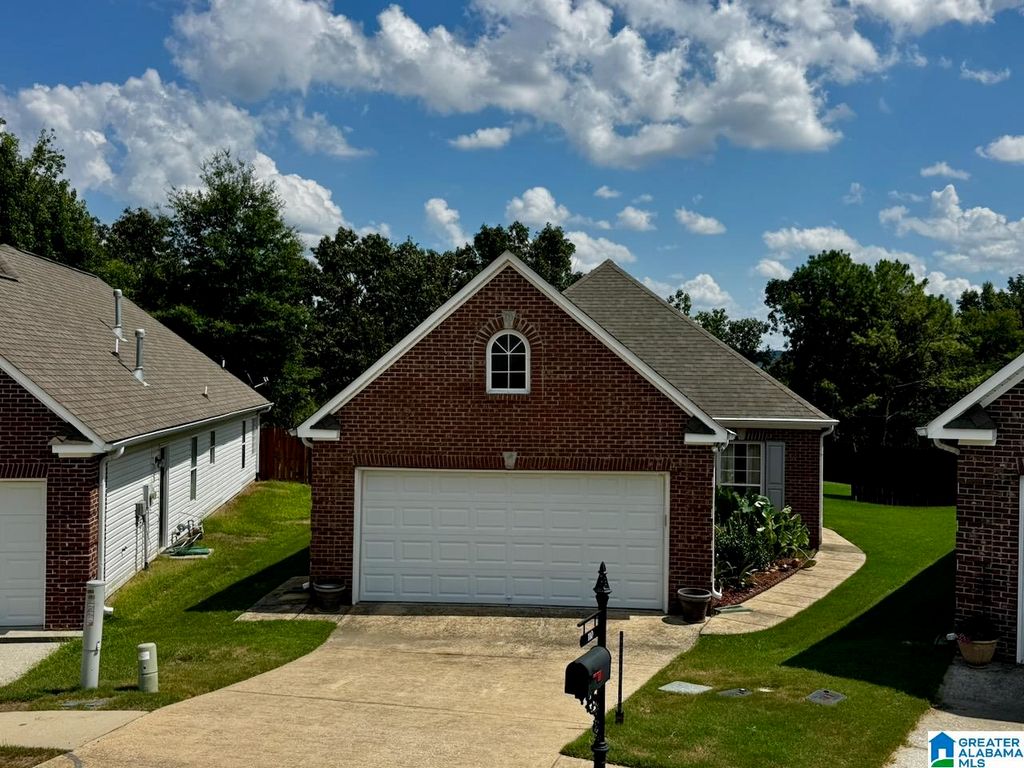 110 HIGH RIDGE TRACE, Pelham, AL 35124
