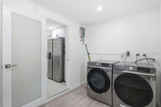 613 HIGHVIEW CIRCLE N, Brandon, FL 33510