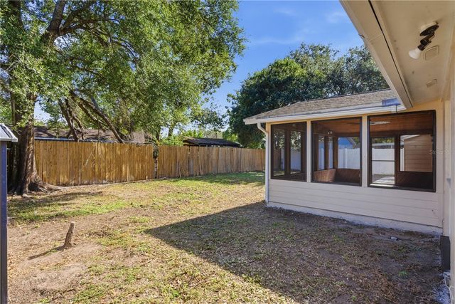 613 HIGHVIEW CIRCLE N, Brandon, FL 33510