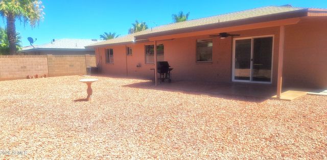 8258 E KILAREA Avenue, Mesa, AZ 85209