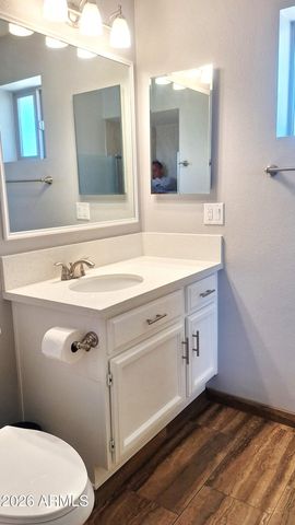 8258 E KILAREA Avenue, Mesa, AZ 85209