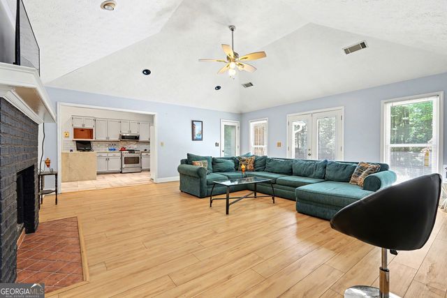 4731 Shadybrook Way SE, Conyers, GA 30094