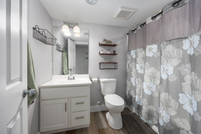 5242 N Point Drive, Pierson, MI 49339