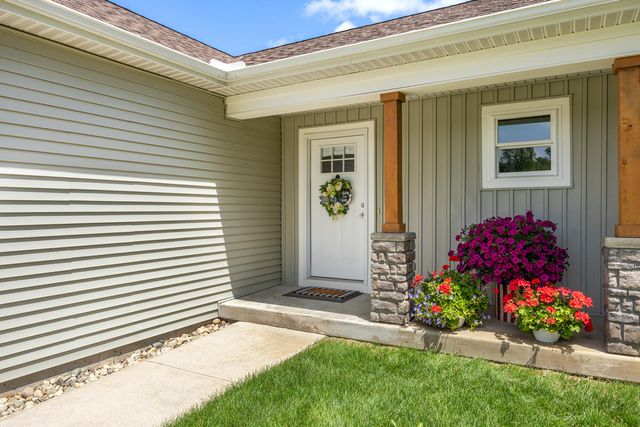 5242 N Point Drive, Pierson, MI 49339
