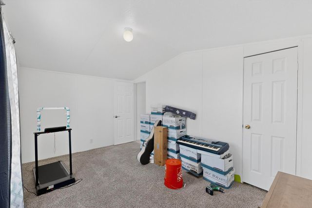 2 Connecticut Court, Moriarty, NM 87035