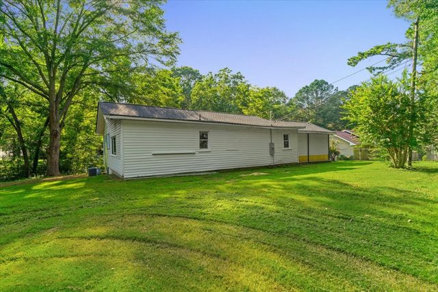 1320 Coker Drive, Dalton, GA 30721