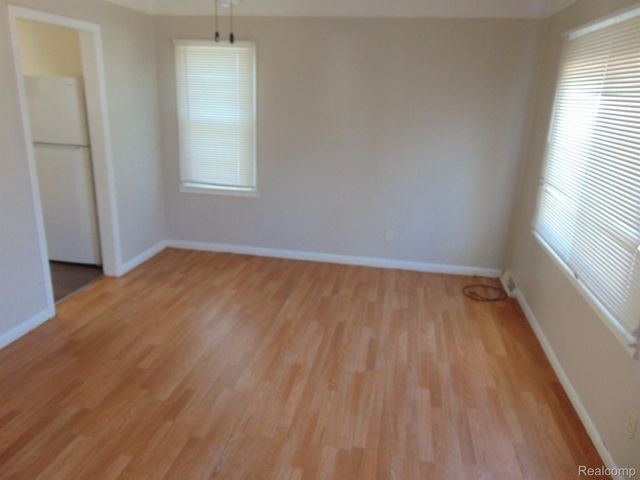 13054 SARSFIELD Avenue, Warren, MI 48089