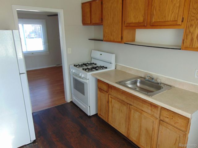 13054 SARSFIELD Avenue, Warren, MI 48089