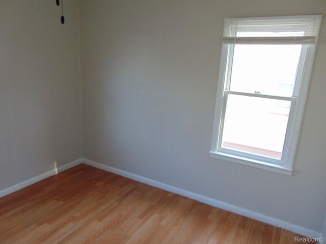 13054 SARSFIELD Avenue, Warren, MI 48089