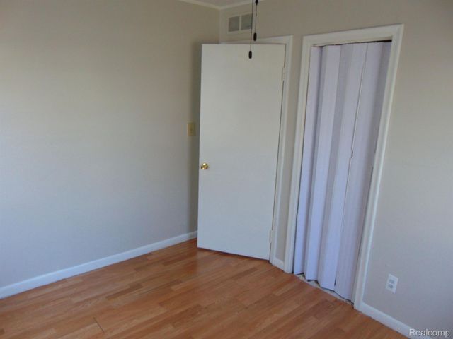 13054 SARSFIELD Avenue, Warren, MI 48089