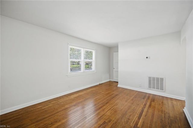 7722 Nesbitt DR, Norfolk, VA 23505