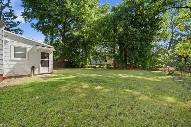 7722 Nesbitt DR, Norfolk, VA 23505