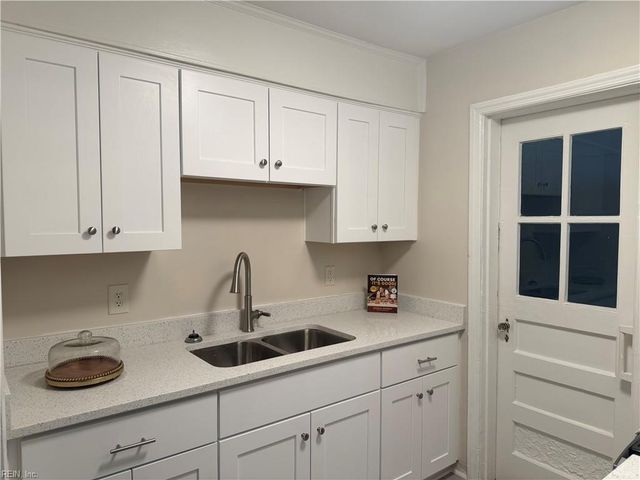 7722 Nesbitt DR, Norfolk, VA 23505