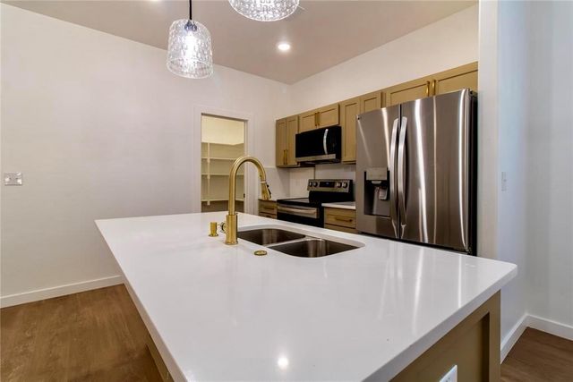 4212 N Shadybrook Drive, Oklahoma City, OK 73110