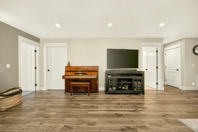 3874 Cherry Lane, Medford, OR 97504