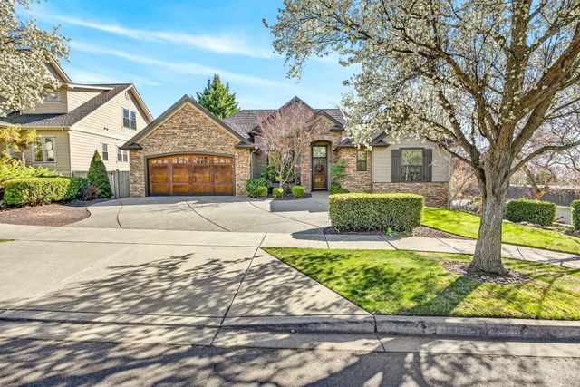 3874 Cherry Lane, Medford, OR 97504