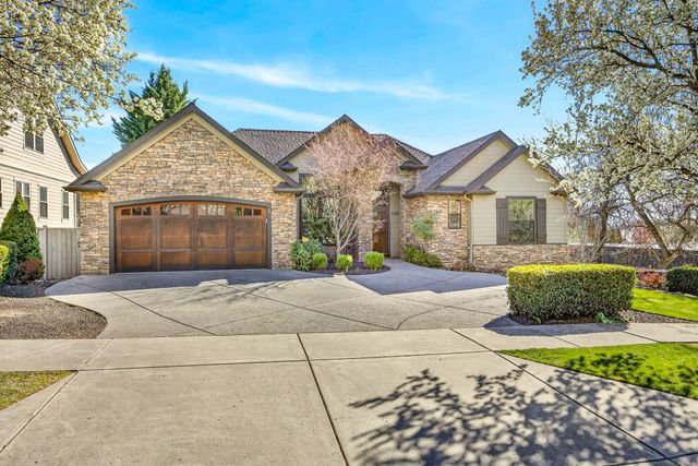 3874 Cherry Lane, Medford, OR 97504