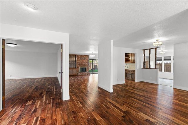 2117 Manitoba Ct, Modesto, CA 95356