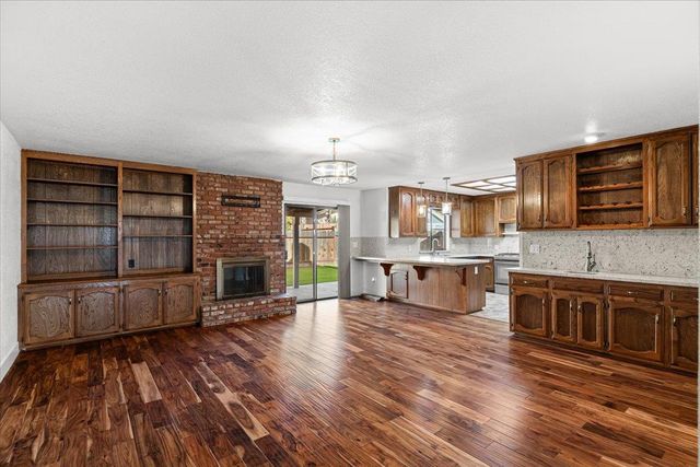 2117 Manitoba Ct, Modesto, CA 95356