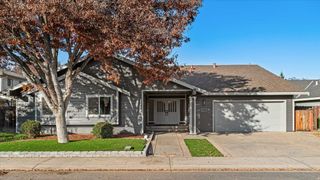 2117 Manitoba Ct, Modesto, CA 95356