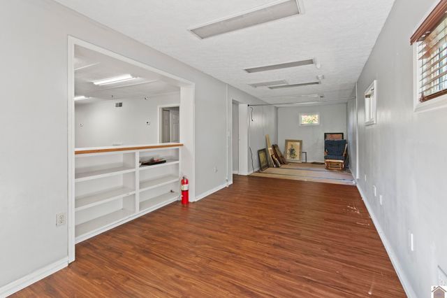 78 Ash Street, Calvert City, KY 42029