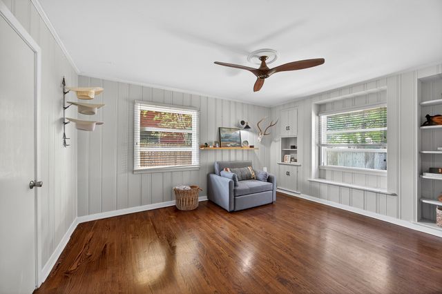 3200 Medina Avenue, Fort Worth, TX 76133