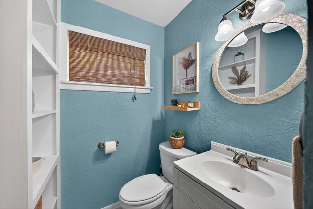 3200 Medina Avenue, Fort Worth, TX 76133