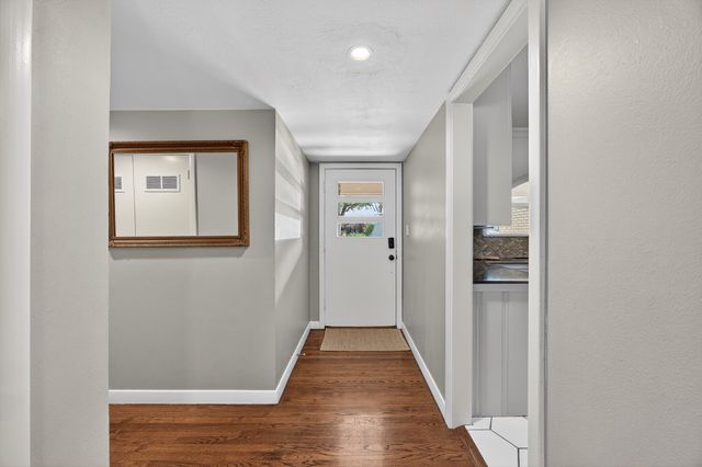 3200 Medina Avenue, Fort Worth, TX 76133