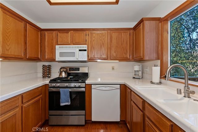 1162 Brentwood Drive, Lake Arrowhead, CA 92352