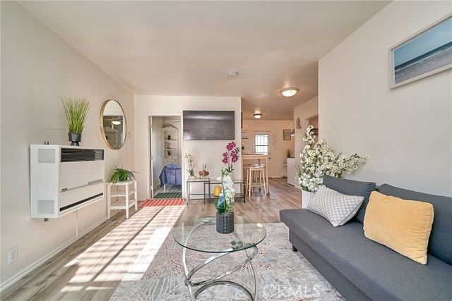 4138 E Jacinto, Long Beach, CA 90815