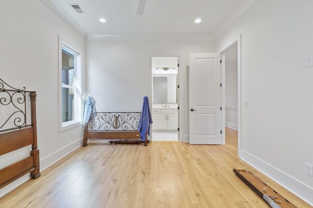 6371 Alamo Pl, Nashville, TN 37209