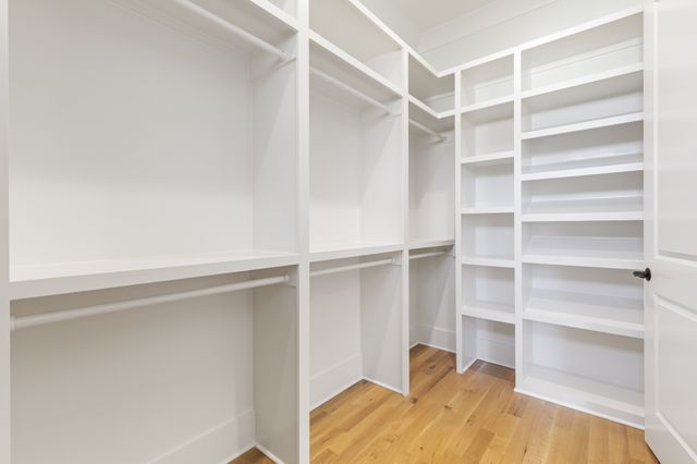 6371 Alamo Pl, Nashville, TN 37209