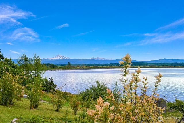 3765 Sinclair Drive, Ferndale, WA 98248