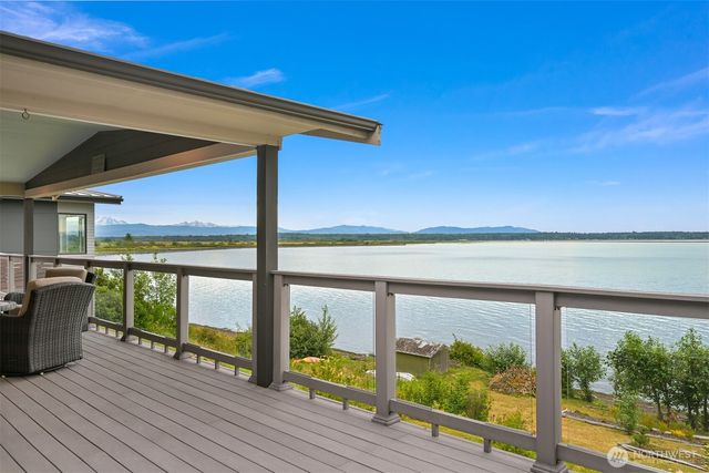 3765 Sinclair Drive, Ferndale, WA 98248